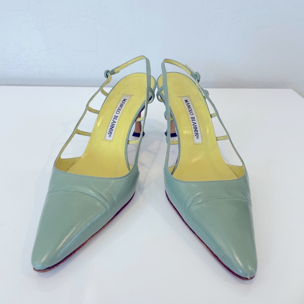 MANOLO BLAHNIK 3” light green leather heels point-toe size 37.5